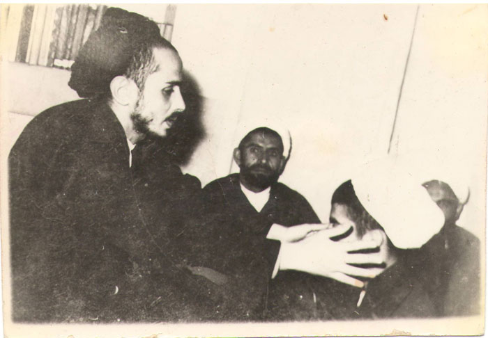 روحانيِ مبارزي كه زندگي و مرگش در راه خدا و خدمت به انقلاب بود + عکس روحانيِ مبارزي كه زندگي و مرگش در راه خدا و خدمت به انقلاب بود + عکس