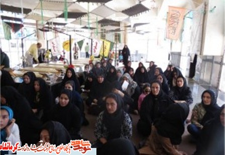ادای احترام ایثارگران کرمانشاهی به شهدای شهرستان پاوه ادای احترام ایثارگران کرمانشاهی به شهدای شهرستان پاوه