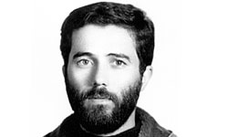عباس نظامیترین فردی بود که تا به حال دیده بودم ... عباس نظامیترین فردی بود که تا به حال دیده بودم ...