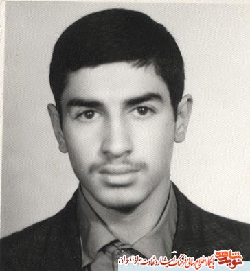 هميشه گوش به فرمان امام باشيد هميشه گوش به فرمان امام باشيد