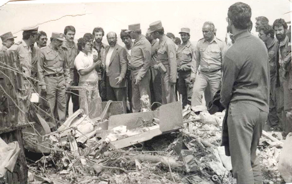طی هشت سال جنگ، عملکرد مسئولان دولتی در حمایت و پشتیبانی موثر از جنگ چگونه بود؟ طی هشت سال جنگ، عملکرد مسئولان دولتی در حمایت و پشتیبانی موثر از جنگ چگونه بود؟