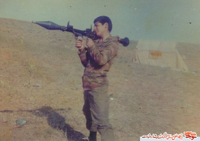 وصیت نامه شهید سید محمد هاتف درسالروز ولادتش (سایز عکس) وصیت نامه شهید سید محمد هاتف درسالروز ولادتش (سایز عکس)