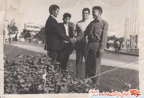 زندگی نامه و تصاویر شهید والامقام قاسم اخباری نوش ابادی زندگی نامه و تصاویر شهید والامقام قاسم اخباری نوش ابادی