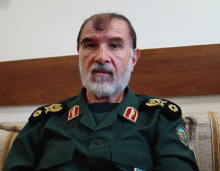 «احمد کاظمی» مشعل فروزاني كه راه حركت جوانان را روشن كرد «احمد کاظمی» مشعل فروزاني كه راه حركت جوانان را روشن كرد