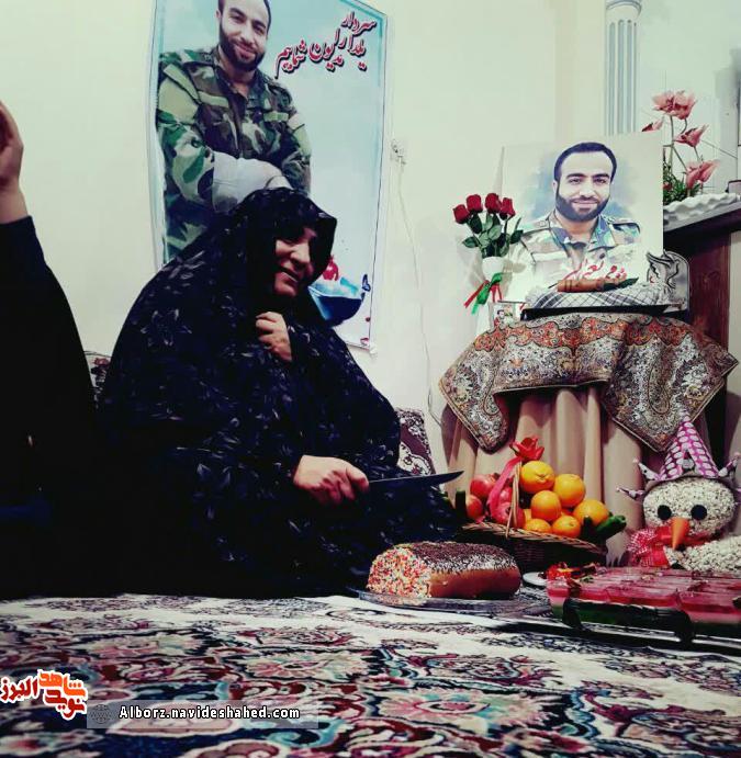 دیدار شب یلدایی با خانواده شهید مدافع حرم «مهدی نعمایی» دیدار شب یلدایی با خانواده شهید مدافع حرم «مهدی نعمایی»