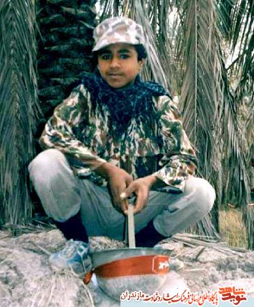 نوجوانى كه هواى سفر به ديار عاشقان كرد نوجوانى كه هواى سفر به ديار عاشقان كرد