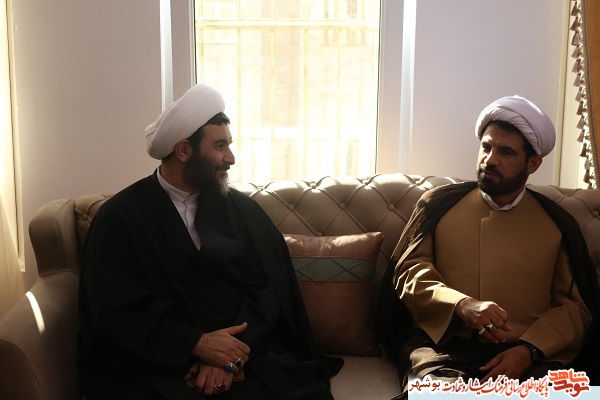دیدار حجتالاسلام و المسلمین کاویانی راد با خانواده شهیدان «خضر و محمدرضا رنجبر» دیدار حجتالاسلام و المسلمین کاویانی راد با خانواده شهیدان «خضر و محمدرضا رنجبر»
