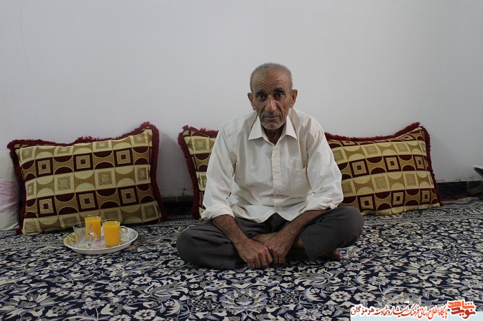 گفتگوی اختصاصی نوید شاهد هرمزگان با پدر و مادر گفتگوی اختصاصی نوید شاهد هرمزگان با پدر و مادر
