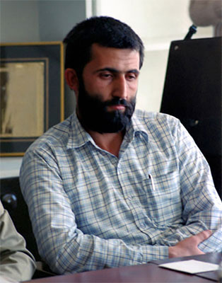 همرزم شهید؛ با دیدن پیراهن مشکی در تن همرزممان، فهمیدم آقا سید شهید شده همرزم شهید؛ با دیدن پیراهن مشکی در تن همرزممان، فهمیدم آقا سید شهید شده