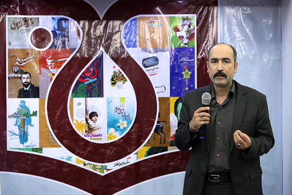 جنگ تحمیلی «بهشت سوژه» است/ از جوانگرایی نترسیم جنگ تحمیلی «بهشت سوژه» است/ از جوانگرایی نترسیم