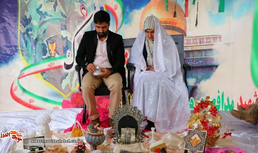 مراسم عقد خواهر شهید مدافع حرم «اصغر الياسى» در جوار قبر مطهر برادر شهیدش+عکس مراسم عقد خواهر شهید مدافع حرم «اصغر الياسى» در جوار قبر مطهر برادر شهیدش+عکس