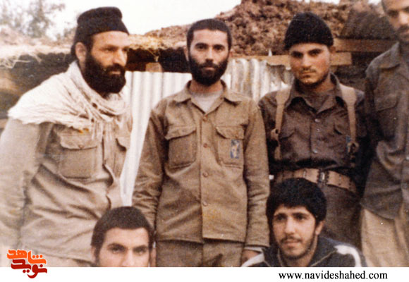 نمودی از روحيات اخلاقي شهيد عباس وراميني / معلمي بود كه اخلاق را به صورت عملي به ما آموخت نمودی از روحيات اخلاقي شهيد عباس وراميني / معلمي بود كه اخلاق را به صورت عملي به ما آموخت