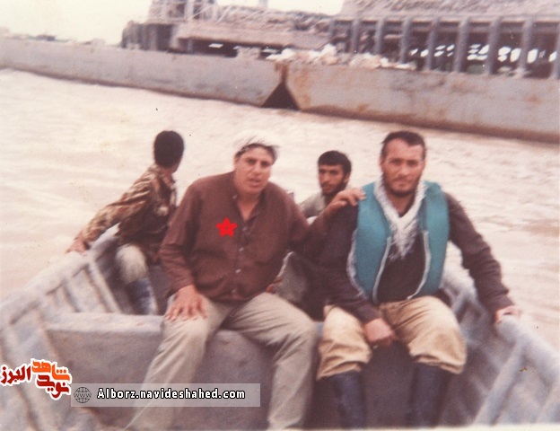 افسوس که هم سنگرش نبودم افسوس که هم سنگرش نبودم