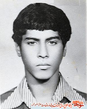 شهيدى كه براى ارزش خونش راه جهاد و شهادت را انتخاب كرد شهيدى كه براى ارزش خونش راه جهاد و شهادت را انتخاب كرد