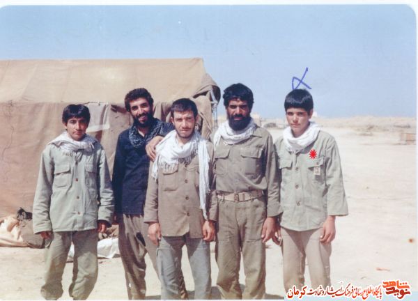 وقت آن رسیده که با کفرجهانی مبارزه کنیم وقت آن رسیده که با کفرجهانی مبارزه کنیم