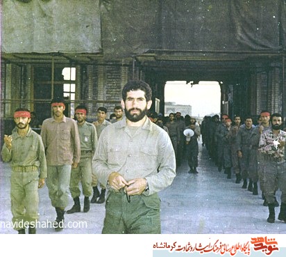 یک قطعه شعر کردی در وصف سردار شهید اسمعلی فرهنگیان یک قطعه شعر کردی در وصف سردار شهید اسمعلی فرهنگیان