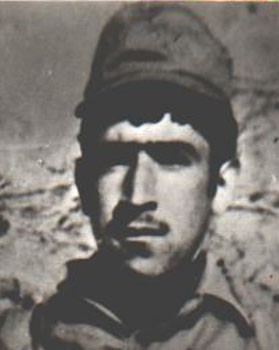 ایستاده چون کوه ایستاده چون کوه