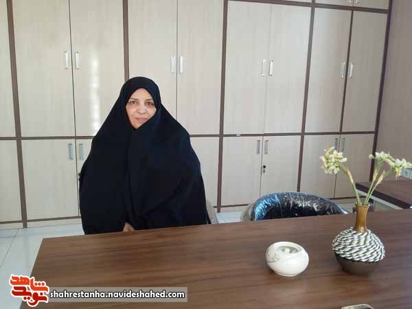 نخبگان شاهد و ایثارگر با حضور در محافل ایثار و شهادت می توانند الگوسازی کنند نخبگان شاهد و ایثارگر با حضور در محافل ایثار و شهادت می توانند الگوسازی کنند