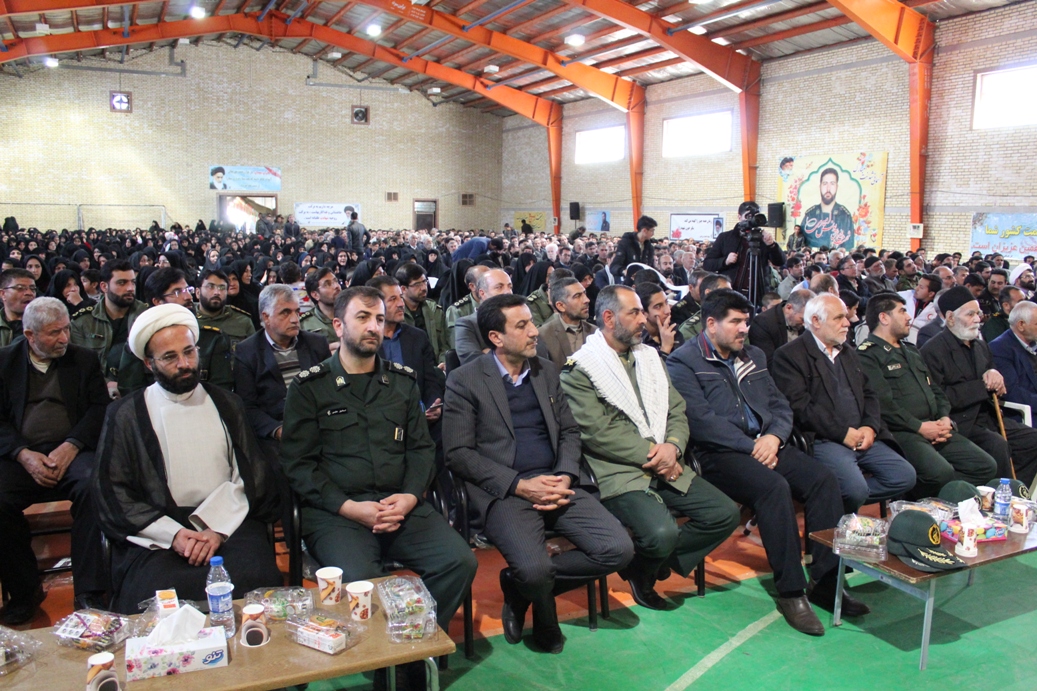 یادواره شهدای روستای دهنو برگزار شد یادواره شهدای روستای دهنو برگزار شد