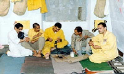 دل رحمی سرباز عراقی در ماه رمضان دل رحمی سرباز عراقی در ماه رمضان