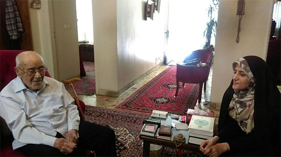 یک روز پیش از اعدام، شهید «بخارایی» را دیدم/ اقوام از ترس ساواک فامیلی شان را عوض کردند یک روز پیش از اعدام، شهید «بخارایی» را دیدم/ اقوام از ترس ساواک فامیلی شان را عوض کردند
