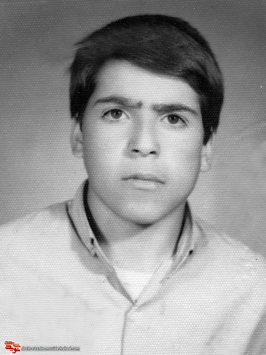 روایتی برادرانه از زندگی شهید نیروی انتظامی «منصور لطیفی» روایتی برادرانه از زندگی شهید نیروی انتظامی «منصور لطیفی»