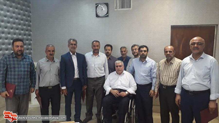 تجلیل از کارکنان ایثارگر و رزمنده دانشگاه آزاد اسلامی ورامین-پیشوا تجلیل از کارکنان ایثارگر و رزمنده دانشگاه آزاد اسلامی ورامین-پیشوا
