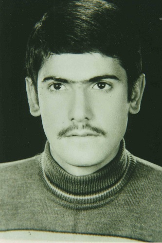 زندگينامه سردار شهيد منصور مظلومي (عکس ندارد) زندگينامه سردار شهيد منصور مظلومي (عکس ندارد)