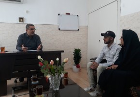 عزت و شرف ملت ایران مرهون مجاهدت شهداست عزت و شرف ملت ایران مرهون مجاهدت شهداست