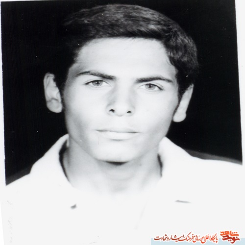 پیروزی در اطاعت فرمان رهبراست پیروزی در اطاعت فرمان رهبراست