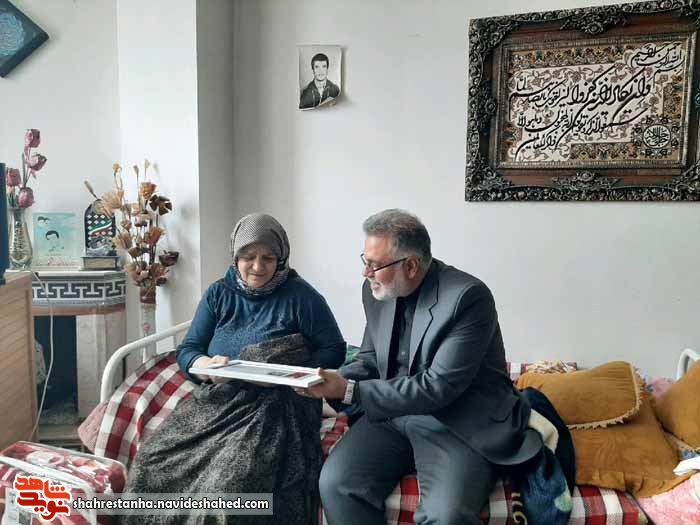 دیدار از مادر شهید دیدار از مادر شهید