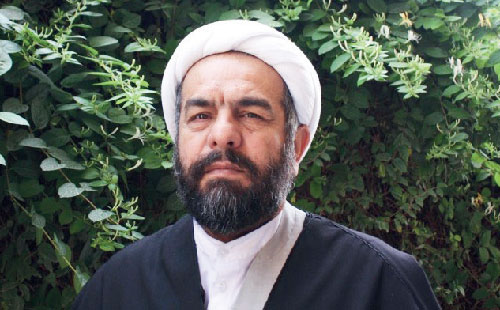 اندیشمند نواندیش حوزه علمیه قم از «پیاده روی اربعین» تا شهادتگاه منا اندیشمند نواندیش حوزه علمیه قم از «پیاده روی اربعین» تا شهادتگاه منا