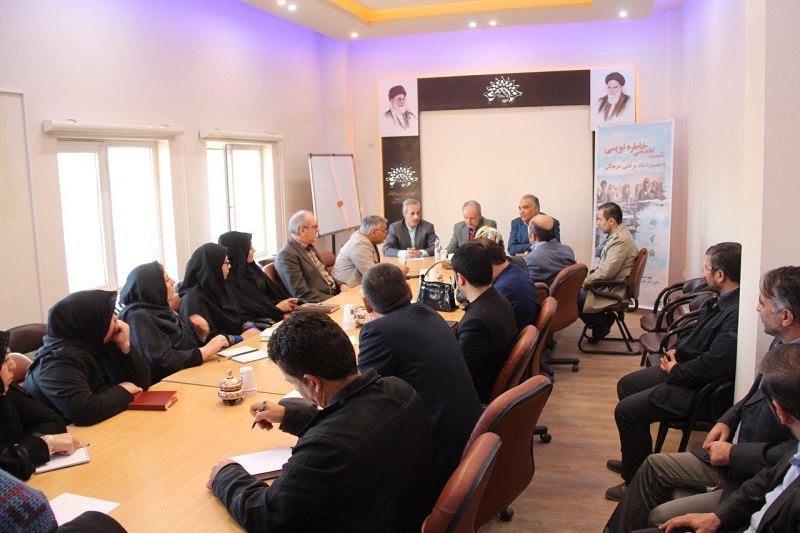 سرهنگی: خاطرات اسرای جنگی انسانیترین نوع ادبیات است سرهنگی: خاطرات اسرای جنگی انسانیترین نوع ادبیات است