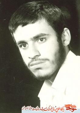 شعار بدون عمل فايده اى ندارد شعار بدون عمل فايده اى ندارد