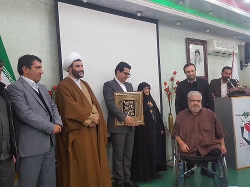 حجت الاسلام کاویانی راد: «دیپلماسی ایثار» ابزار شناساندن کتاب های ایثار و شهادت به دنیاست حجت الاسلام کاویانی راد: «دیپلماسی ایثار» ابزار شناساندن کتاب های ایثار و شهادت به دنیاست