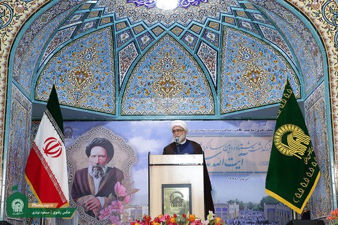 تجلیل از «مدرس» تجلیل از فضیلتها است/شهید مدرس در مجلس وامدار گروه، جناح و جریانی نبود تجلیل از «مدرس» تجلیل از فضیلتها است/شهید مدرس در مجلس وامدار گروه، جناح و جریانی نبود