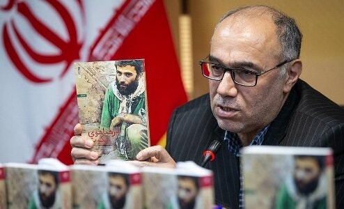 همسر شهید ورامینی: نویسنده کتاب «در هیاهوی سکوت» امانتداری کرد همسر شهید ورامینی: نویسنده کتاب «در هیاهوی سکوت» امانتداری کرد