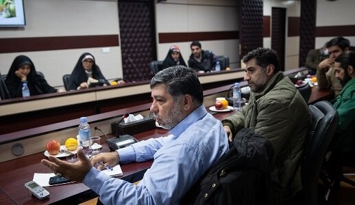 همسر شهید ورامینی: نویسنده کتاب «در هیاهوی سکوت» امانتداری کرد همسر شهید ورامینی: نویسنده کتاب «در هیاهوی سکوت» امانتداری کرد