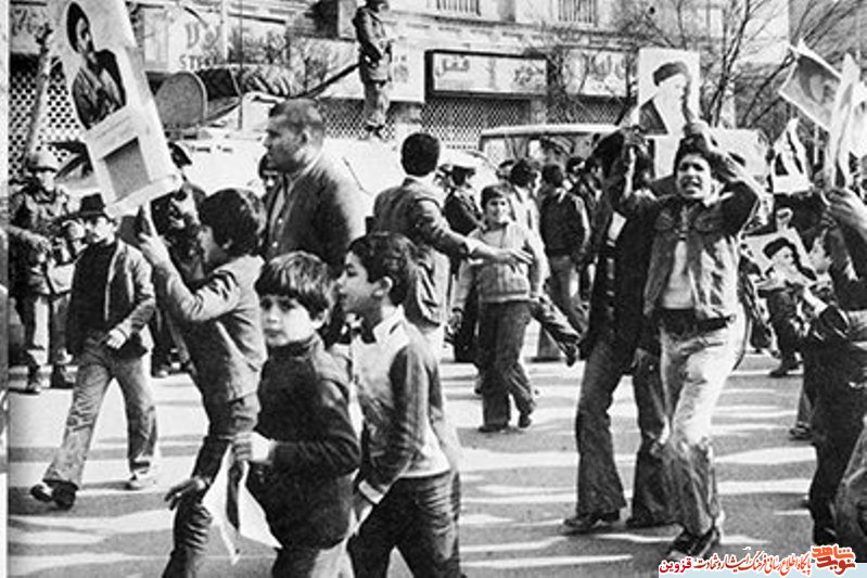از دستگیری دانشآموزان توسط ساواکیها تا زدن گوشکوب بر سر تلویزیونها از دستگیری دانشآموزان توسط ساواکیها تا زدن گوشکوب بر سر تلویزیونها