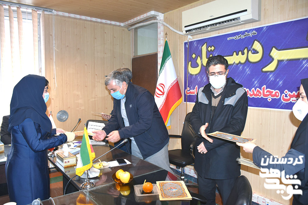 فعالان مجازی حوزه ایثار و شهادت کردستان تجلیل شدند فعالان مجازی حوزه ایثار و شهادت کردستان تجلیل شدند