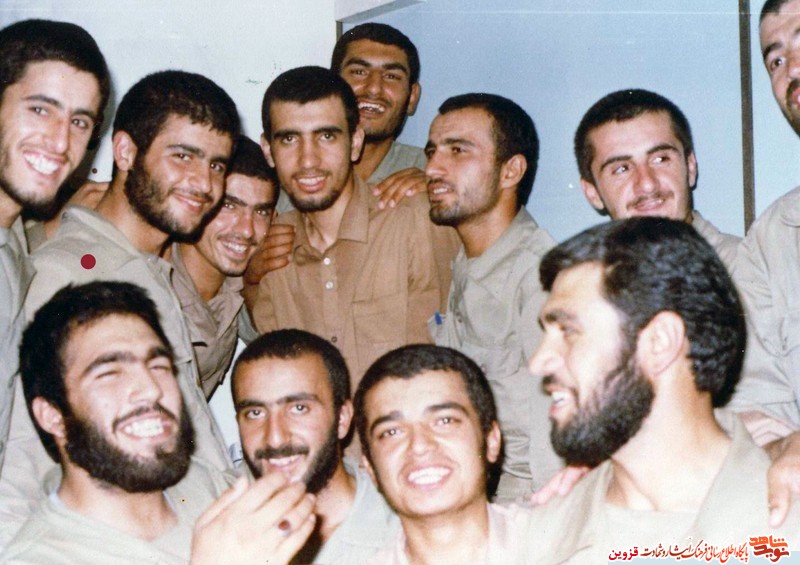 مدتی بود چای نمیخورد! مدتی بود چای نمیخورد!