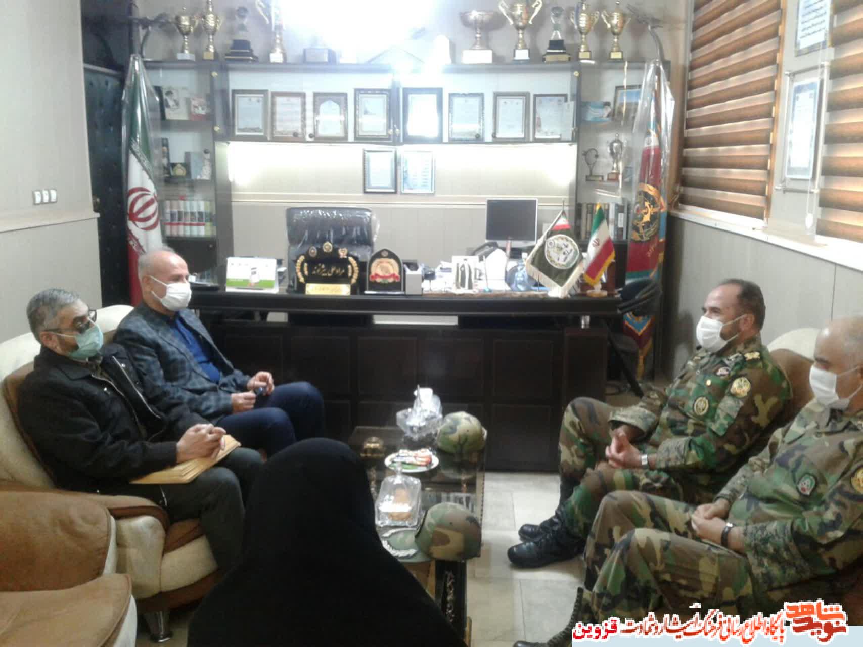 ایثارگران ارتش در ترویج فرهنگ ایثار و شهادت پیشقراول هستند ایثارگران ارتش در ترویج فرهنگ ایثار و شهادت پیشقراول هستند
