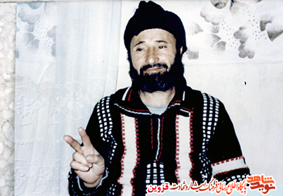 مبادا از اوامر رهبر انقلاب سرپیچی کنید مبادا از اوامر رهبر انقلاب سرپیچی کنید