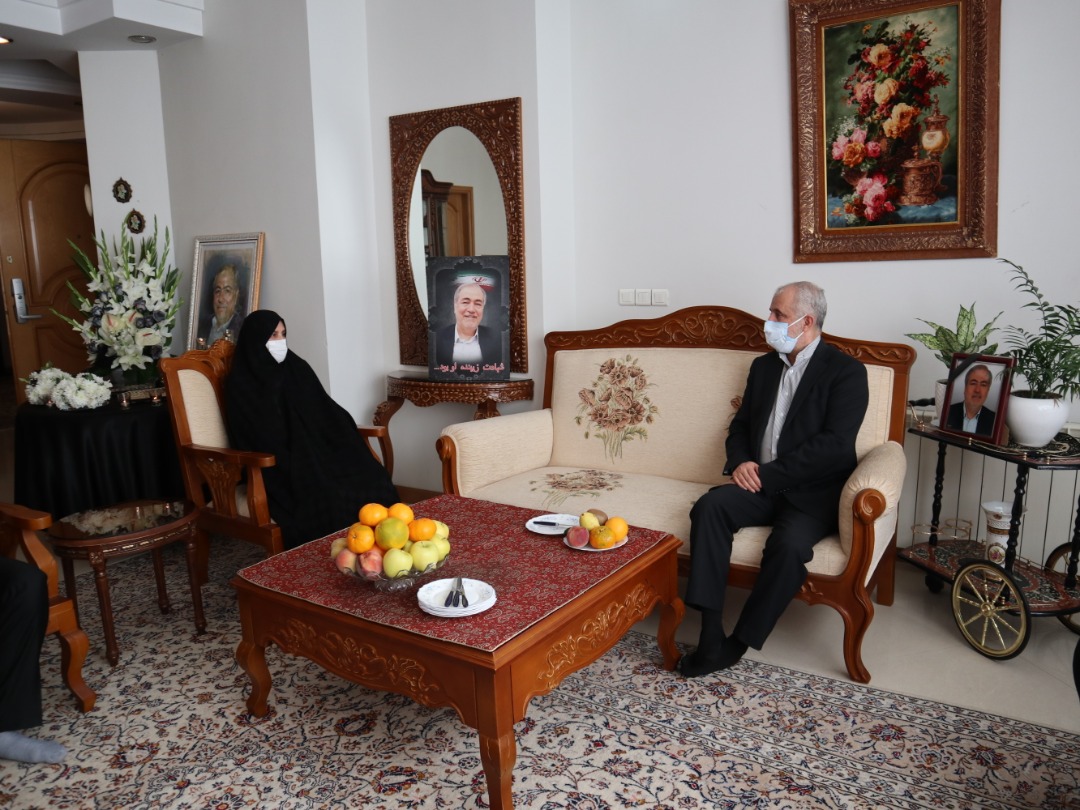 ملت ایران قدردان فداکاری شهدا و ایثارگران است ملت ایران قدردان فداکاری شهدا و ایثارگران است