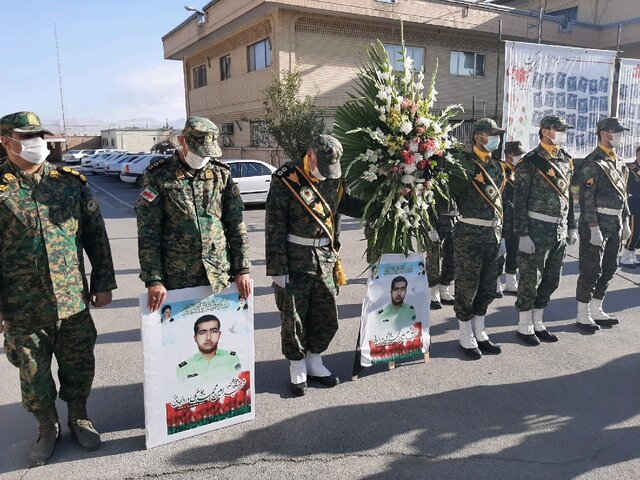 تشییع پیکر شهید مدافع وطن«امین محمدیوسفی وردنجانی» تشییع پیکر شهید مدافع وطن«امین محمدیوسفی وردنجانی»