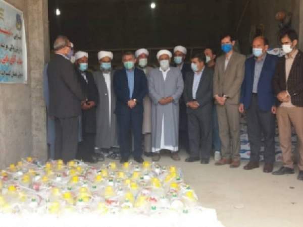 توزیع ۸۰۰ بسته غذایی در بین نیازمندان مراوه تپه