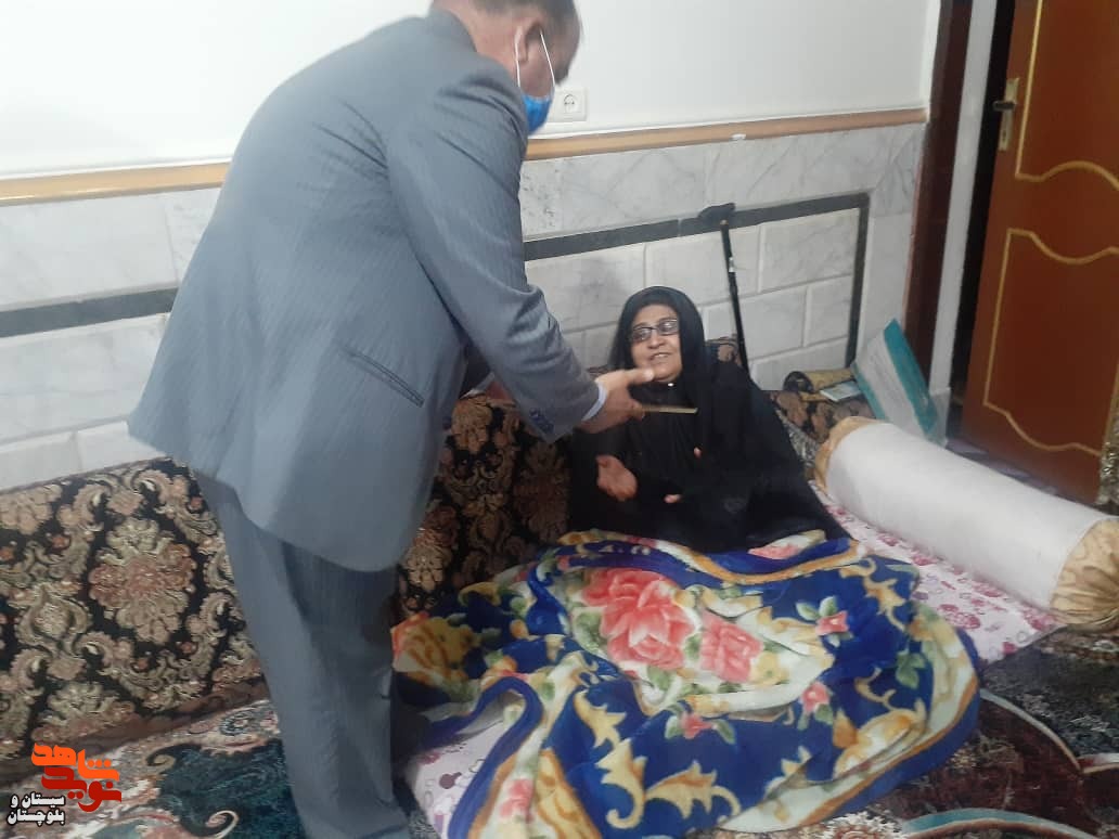 دیدار و تجلیل از مادران و همسران شهدا دیدار و تجلیل از مادران و همسران شهدا