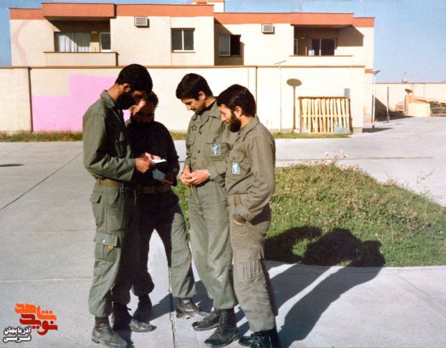 آلبوم عکس شهید «علی حاج حسینلو» آلبوم عکس شهید «علی حاج حسینلو»