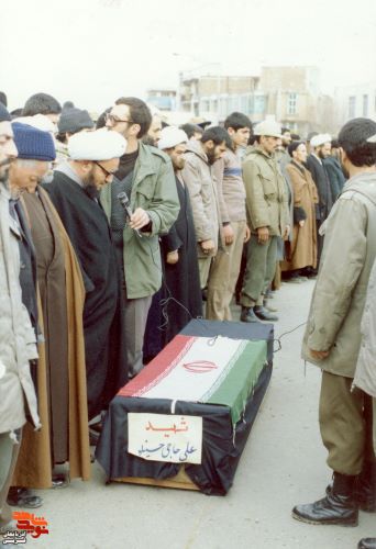 آلبوم عکس شهید «علی حاج حسینلو» آلبوم عکس شهید «علی حاج حسینلو»