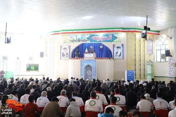 قدردان ایثارگران انقلاب باشیم قدردان ایثارگران انقلاب باشیم